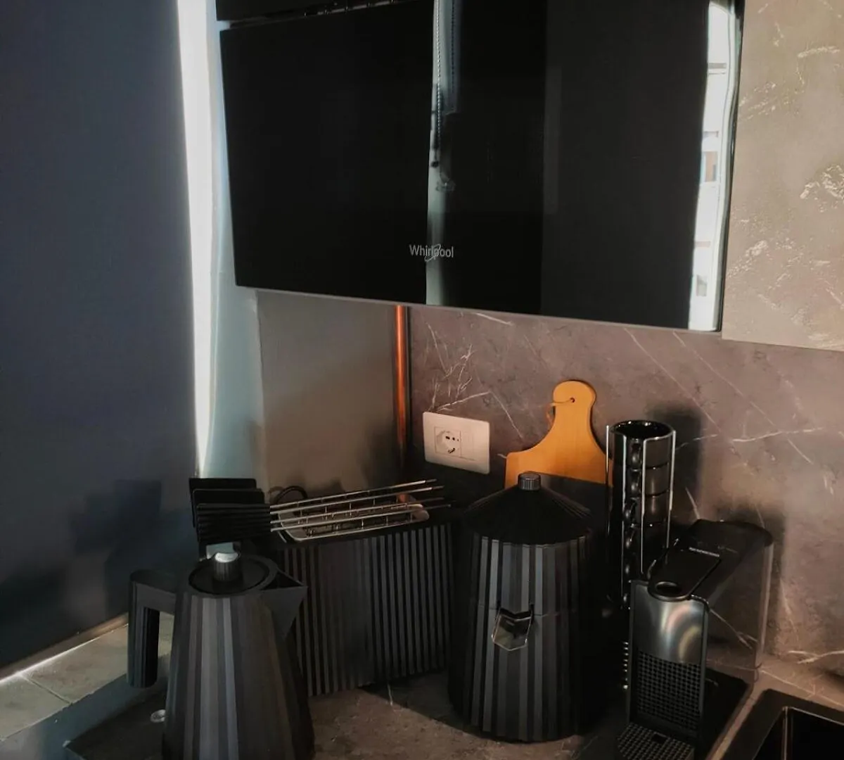 Boutique Apartment Milano Zanella 0*, Milan Italy